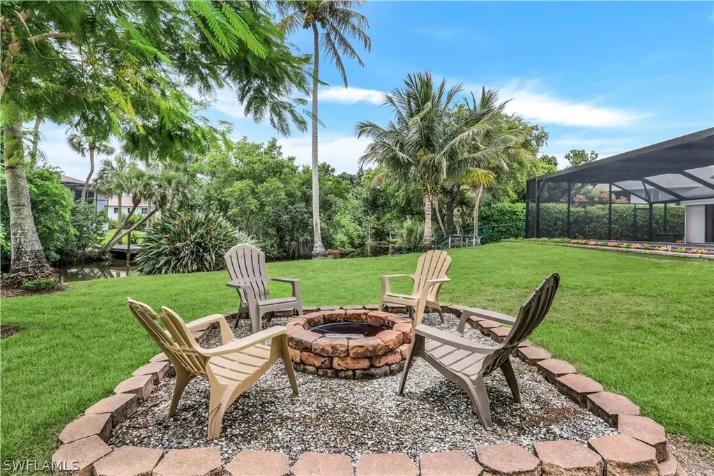 152 Oakwood Drive Naples FL 34110