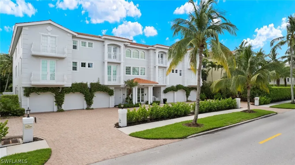 741 3rd Street S Naples FL 34102