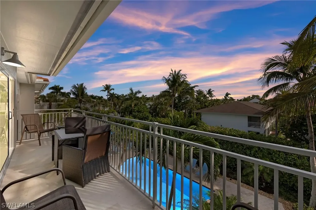 741 3rd Street S Naples FL 34102