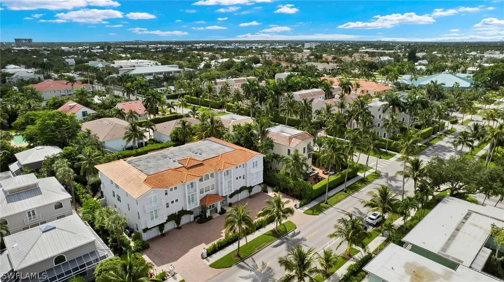 741 3rd Street S Naples FL 34102