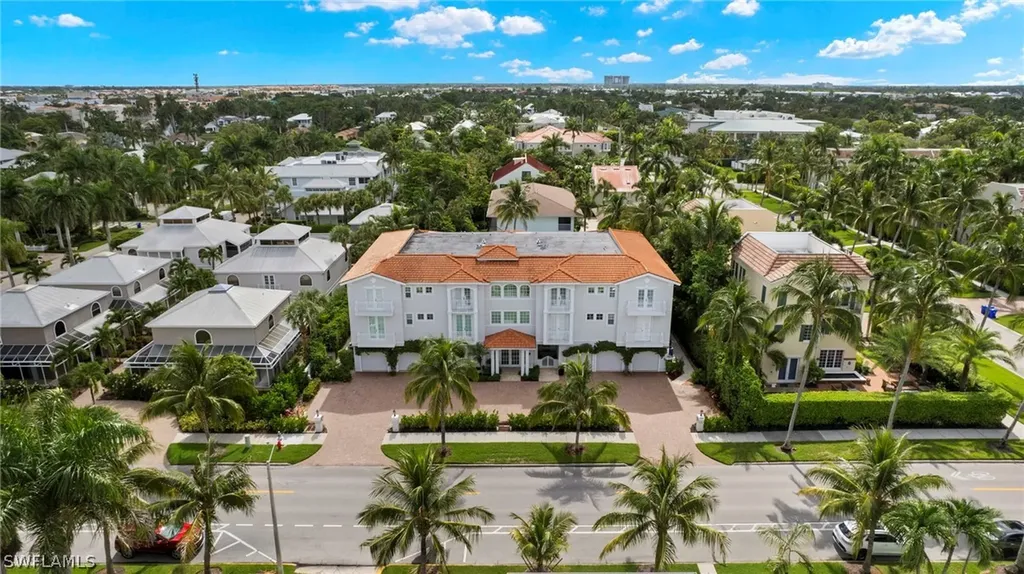 741 3rd Street S Naples FL 34102