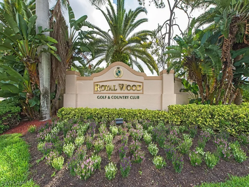 5980 Amherst Drive Naples FL 34112