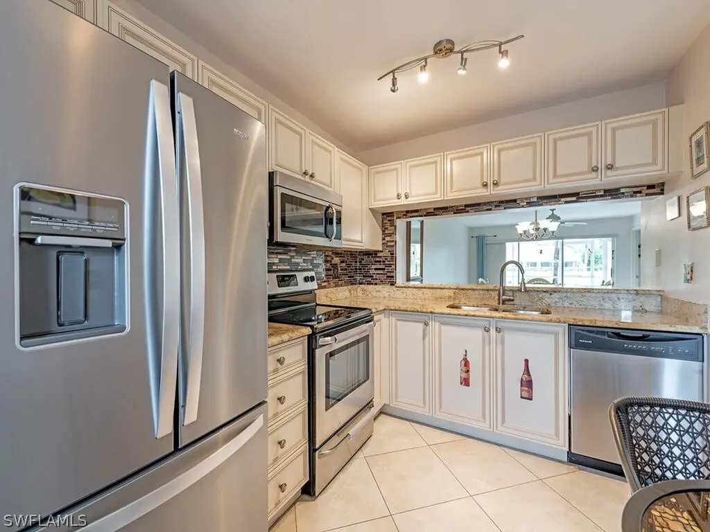 5980 Amherst Drive Naples FL 34112
