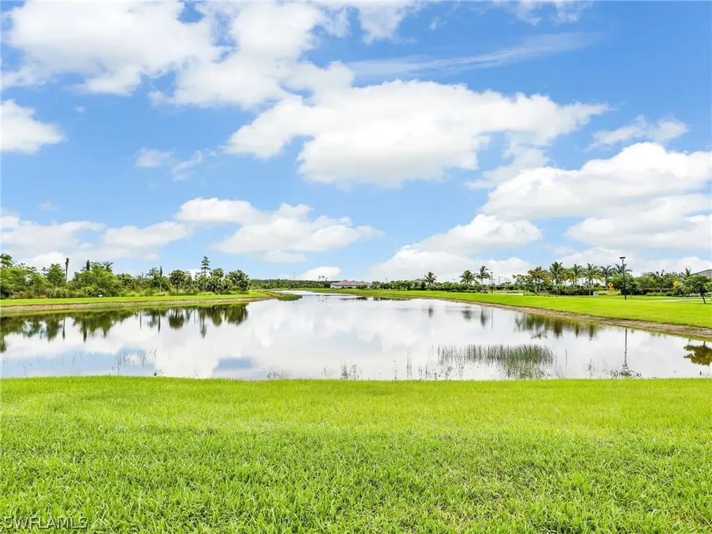 18668 Wildblue Boulevard Fort Myers FL 33913