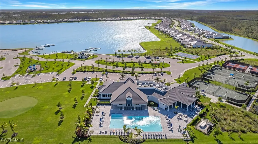18668 Wildblue Boulevard Fort Myers FL 33913
