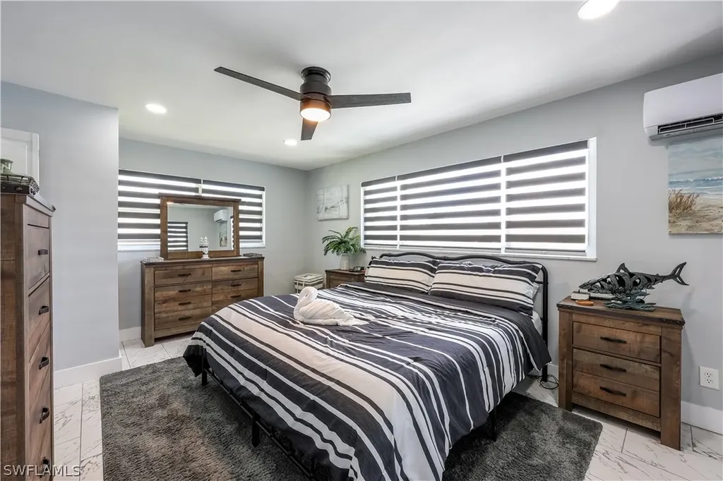3505 SE 16th Place Cape Coral FL 33904