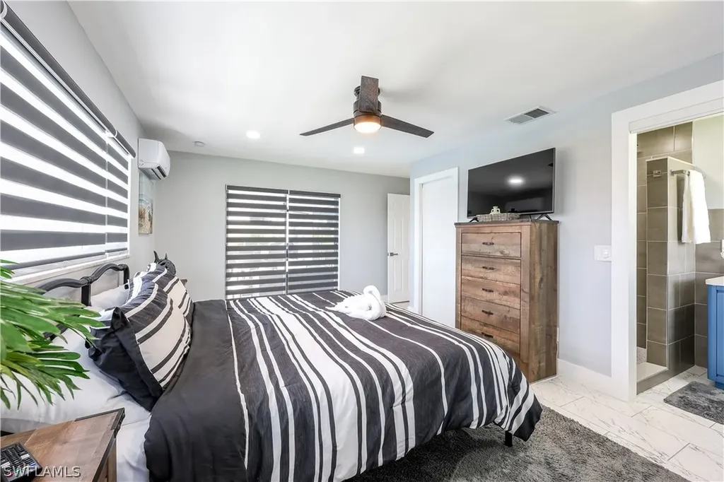 3505 SE 16th Place Cape Coral FL 33904