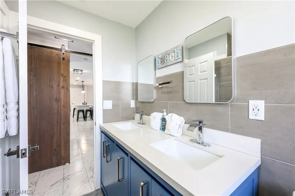 3505 SE 16th Place Cape Coral FL 33904