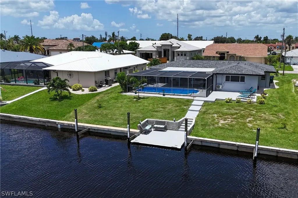 3505 SE 16th Place Cape Coral FL 33904