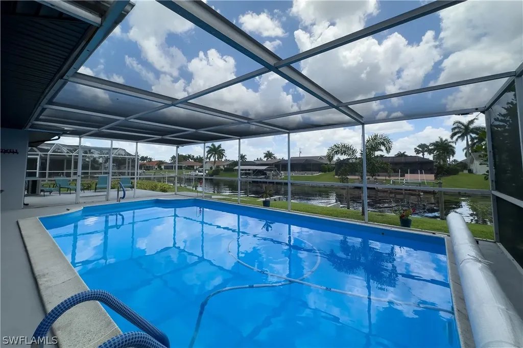 3505 SE 16th Place Cape Coral FL 33904