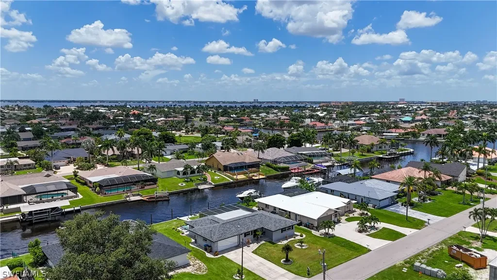 3505 SE 16th Place Cape Coral FL 33904