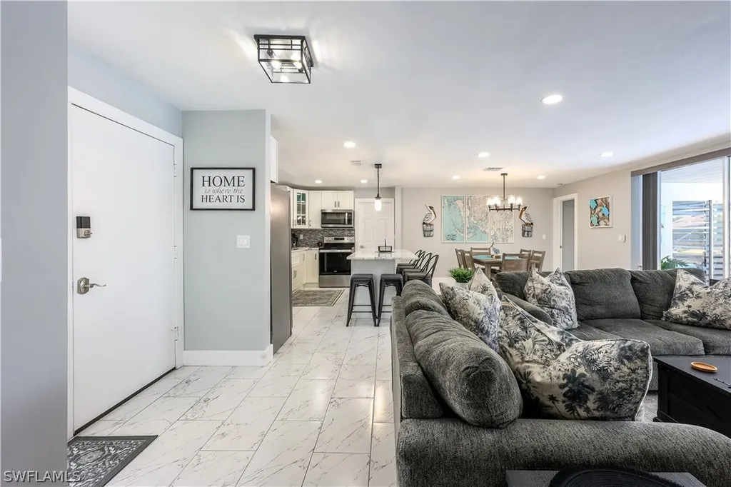 3505 SE 16th Place Cape Coral FL 33904