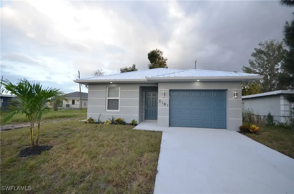 2181 Mitchell Court Fort Myers FL 33916