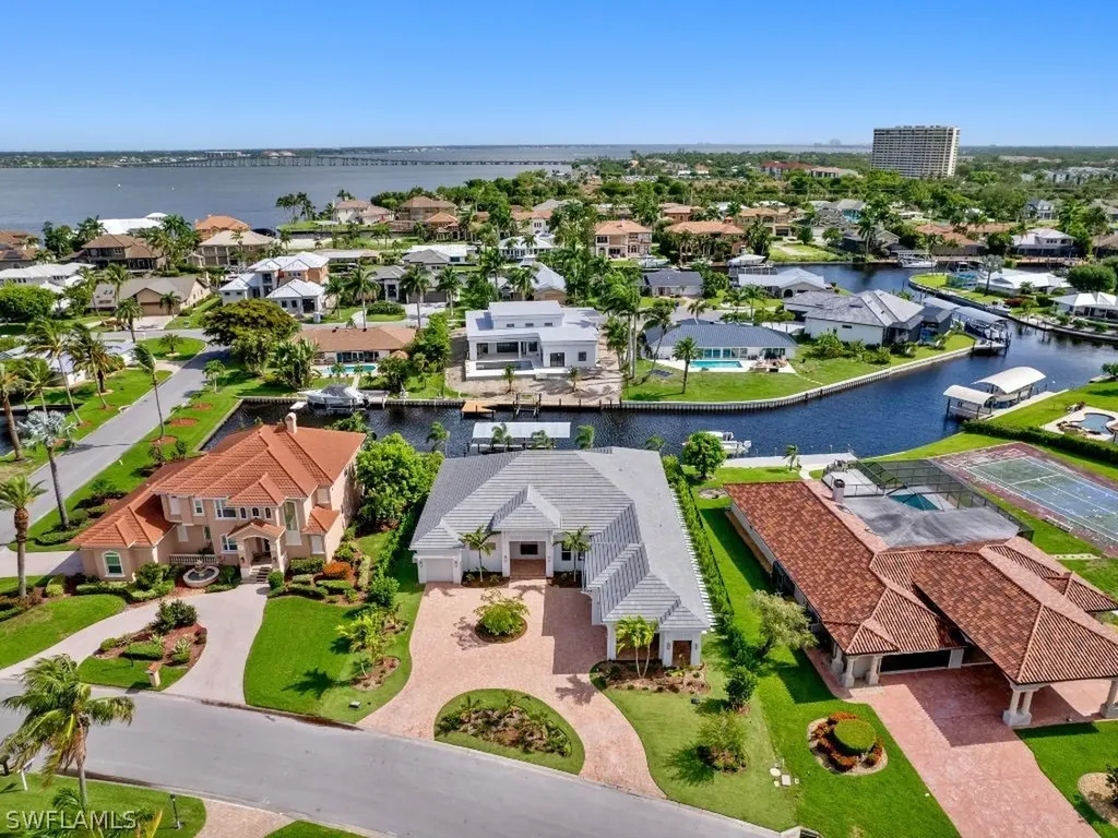 813 Cal Cove Drive Fort Myers FL 33919