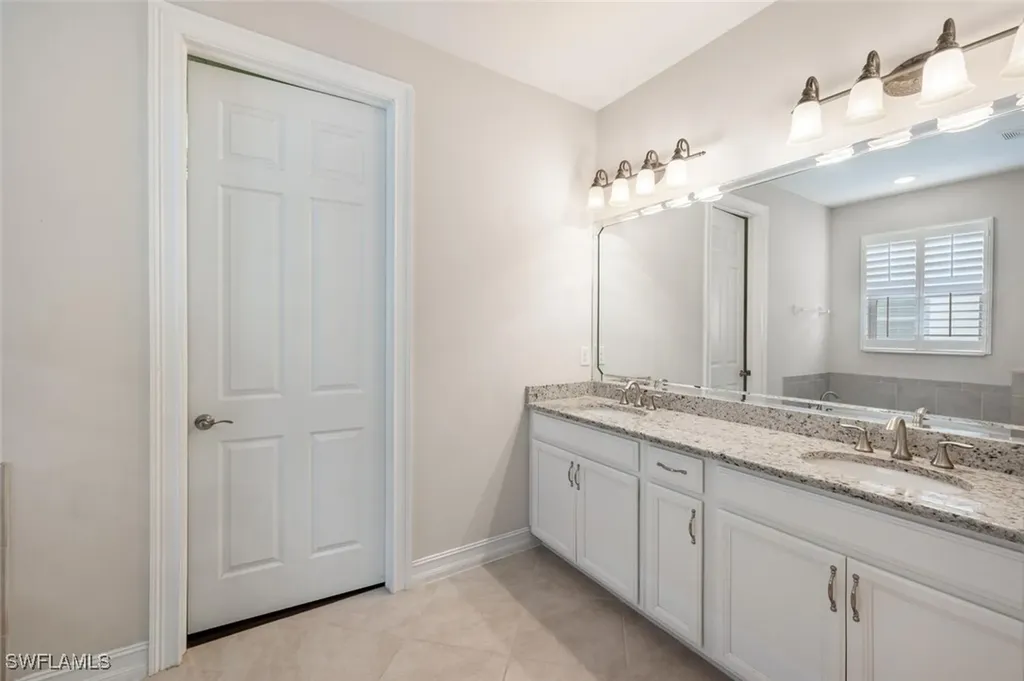 16277 Aberdeen Way Naples FL 34110