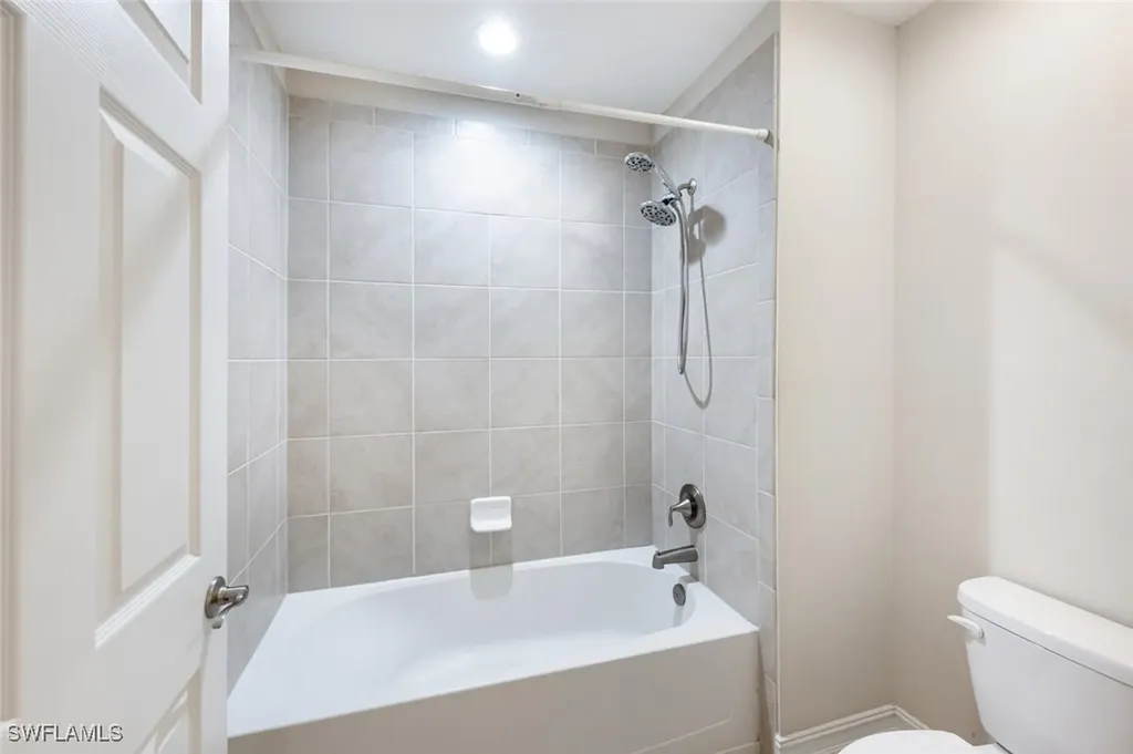 16277 Aberdeen Way Naples FL 34110