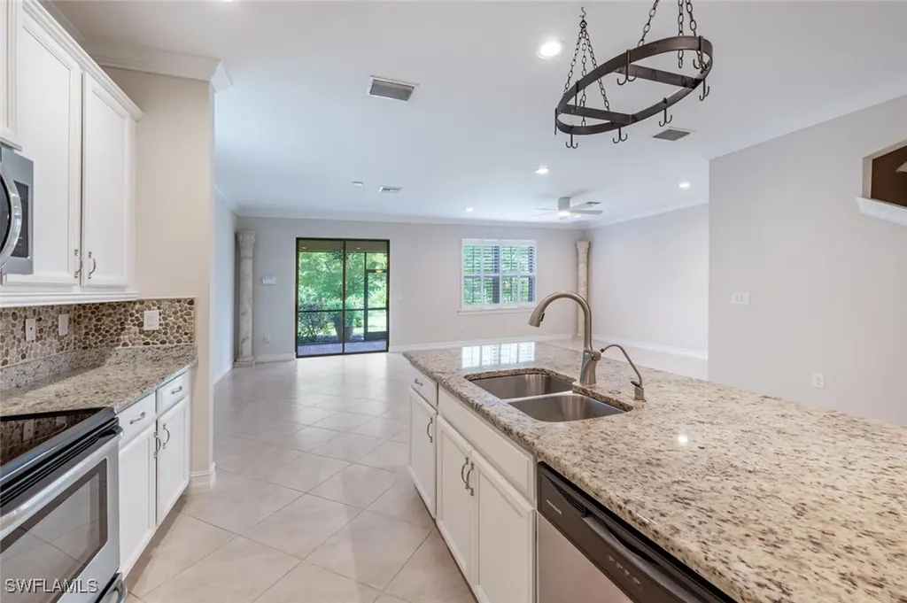 16277 Aberdeen Way Naples FL 34110