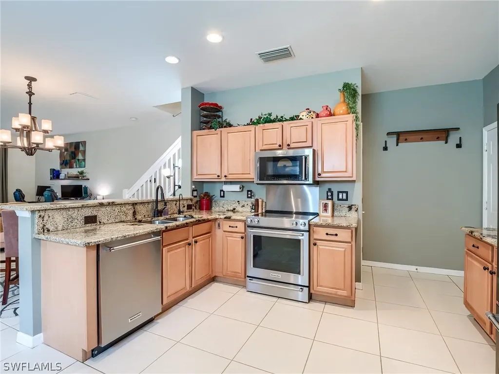 8410 Village Edge Circle Fort Myers FL 33919