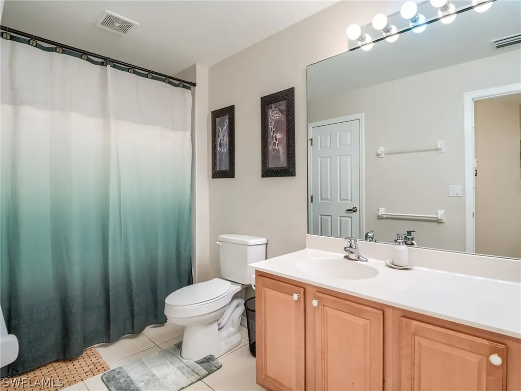 8410 Village Edge Circle Fort Myers FL 33919