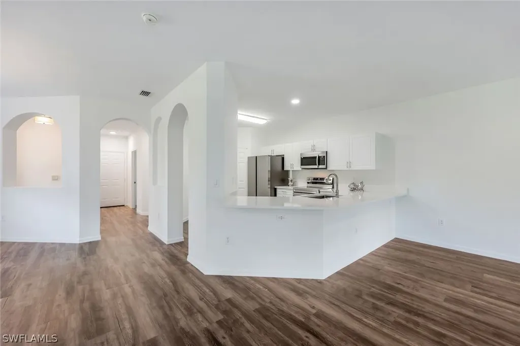 15462 Summit Place Circle Naples FL 34119