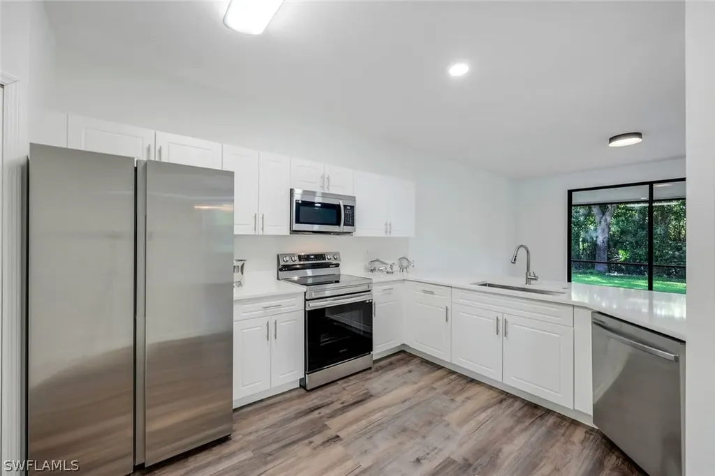 15462 Summit Place Circle Naples FL 34119
