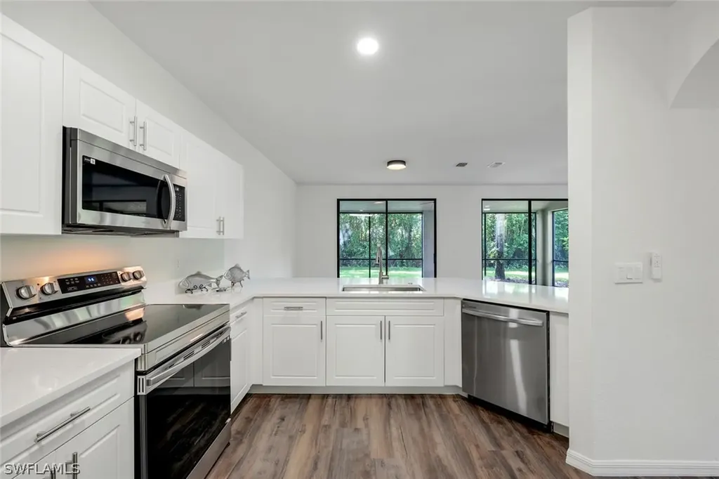 15462 Summit Place Circle Naples FL 34119