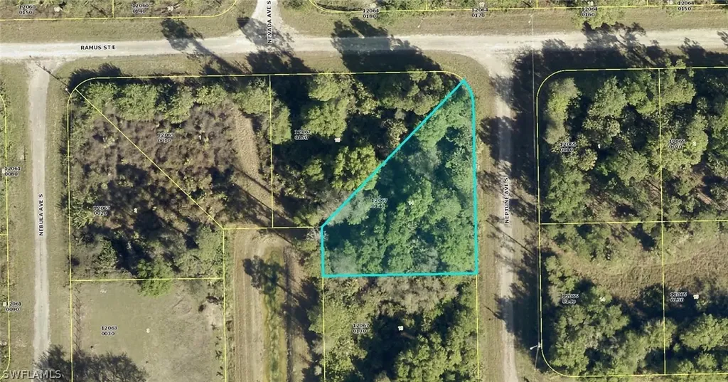 208 Neptune Avenue S Lehigh Acres FL 33974