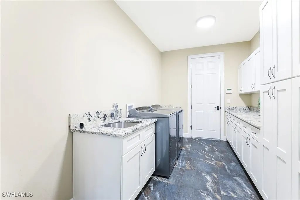 1221 La Faunce Way Fort Myers FL 33919