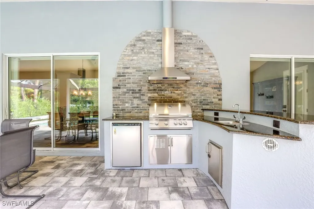 1221 La Faunce Way Fort Myers FL 33919