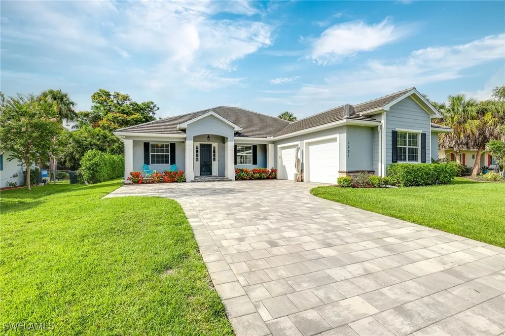 1221 La Faunce Way Fort Myers FL 33919
