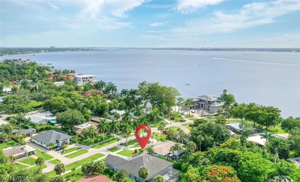 1221 La Faunce Way Fort Myers FL 33919