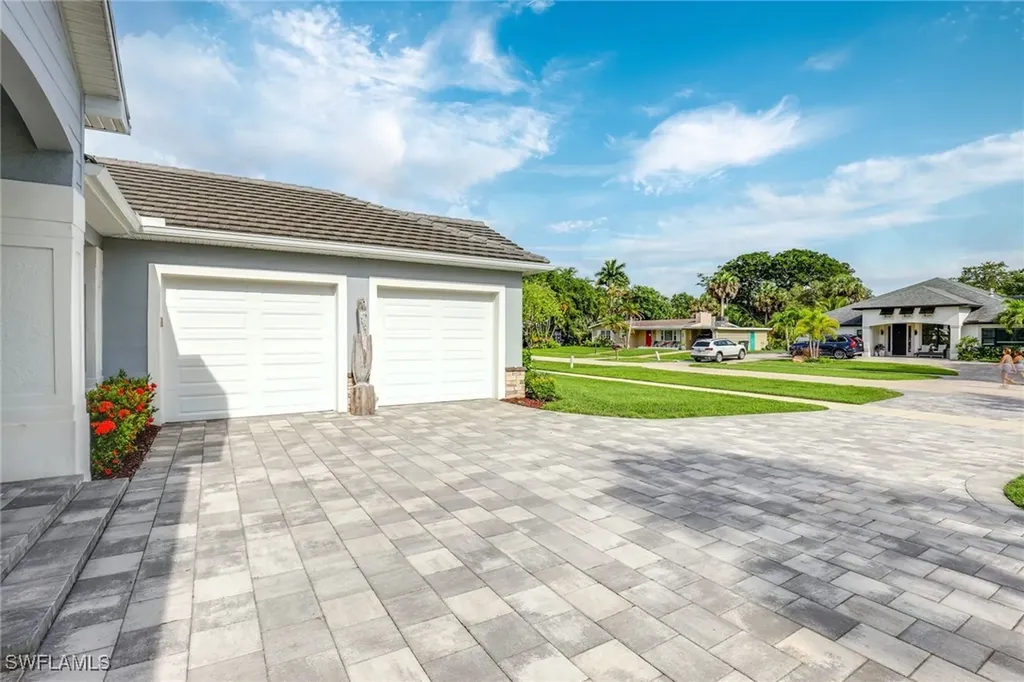 1221 La Faunce Way Fort Myers FL 33919