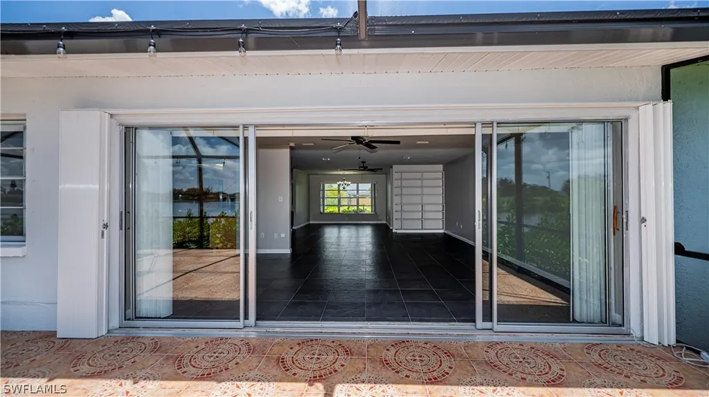 2514 Retunda Parkway W Cape Coral FL 33904