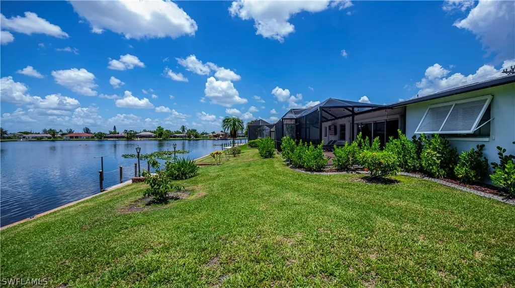 2514 Retunda Parkway W Cape Coral FL 33904