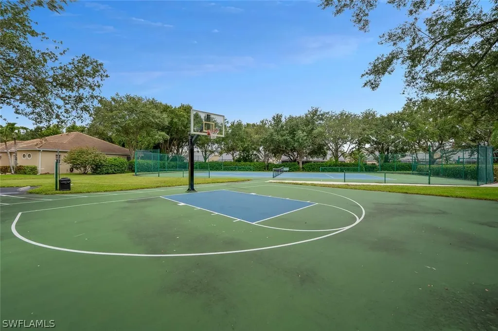 8222 Laurel Lakes Boulevard Naples FL 34119