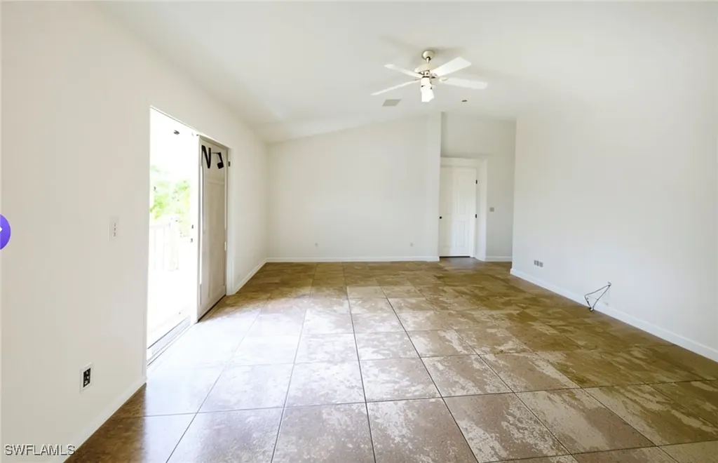 2810 6th Avenue NE Naples FL 34120