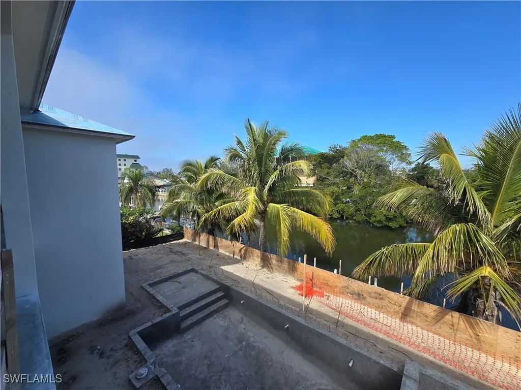 231 1st Street Bonita Springs FL 34134