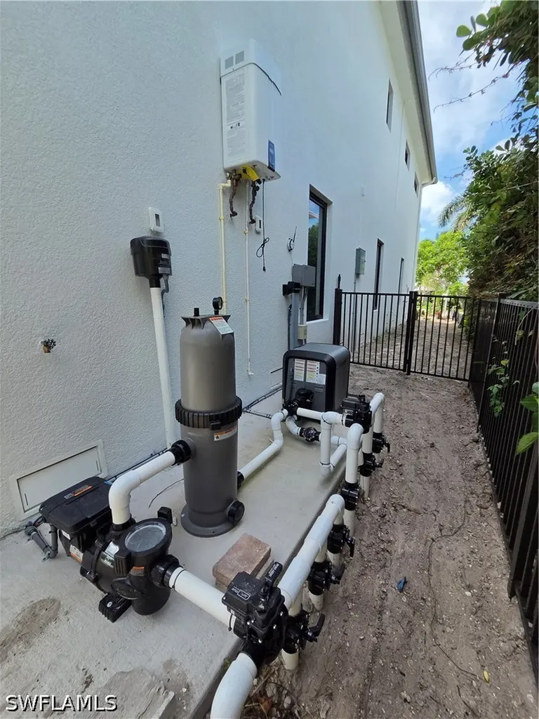 231 1st Street Bonita Springs FL 34134