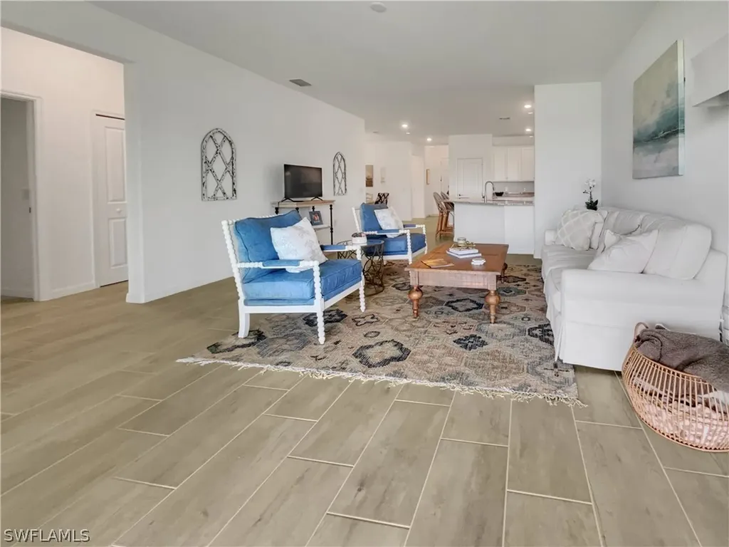 3248 Menores Way Fort Myers FL 33905