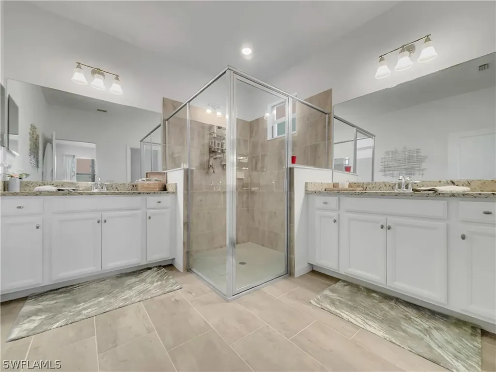 3248 Menores Way Fort Myers FL 33905