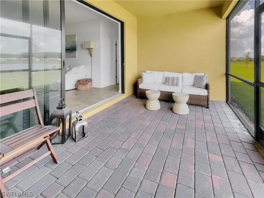 3248 Menores Way Fort Myers FL 33905