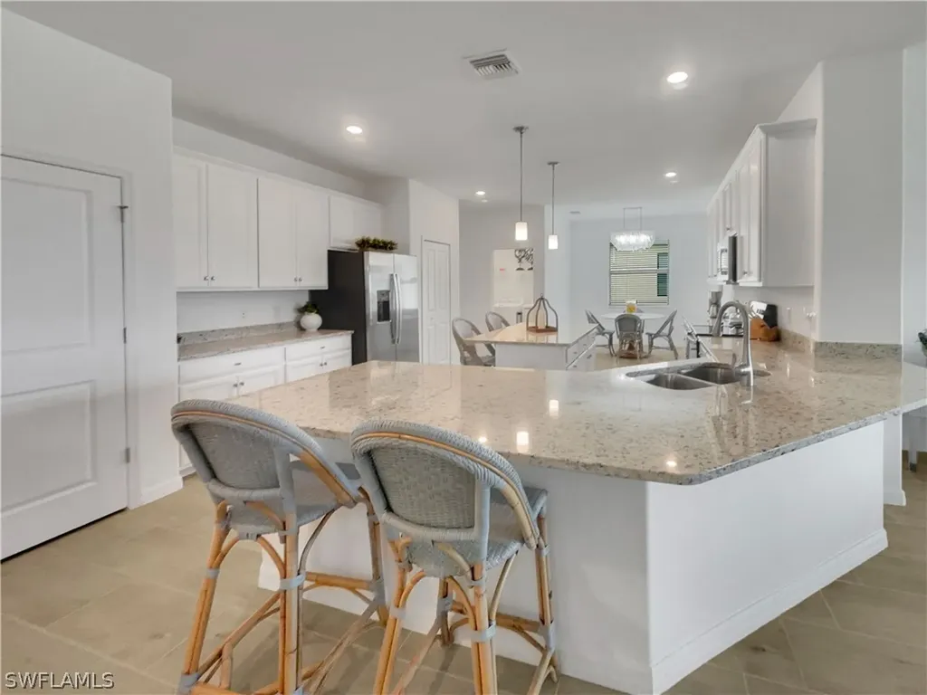 3248 Menores Way Fort Myers FL 33905