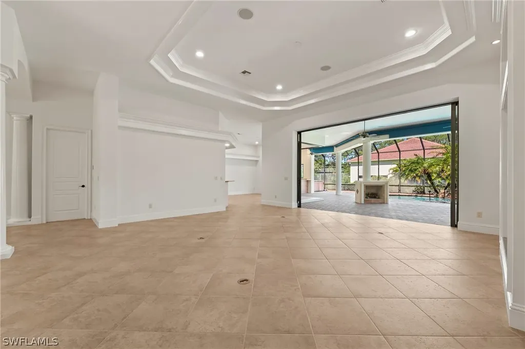 1921 Oakes Boulevard Naples FL 34119