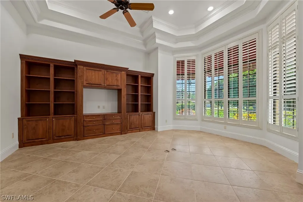 1921 Oakes Boulevard Naples FL 34119