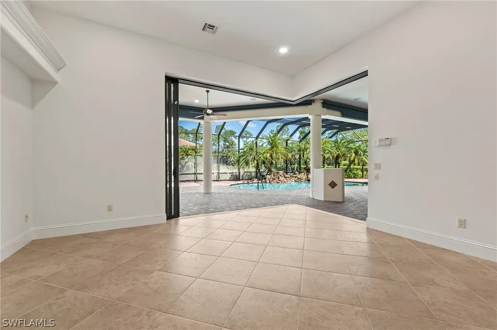1921 Oakes Boulevard Naples FL 34119