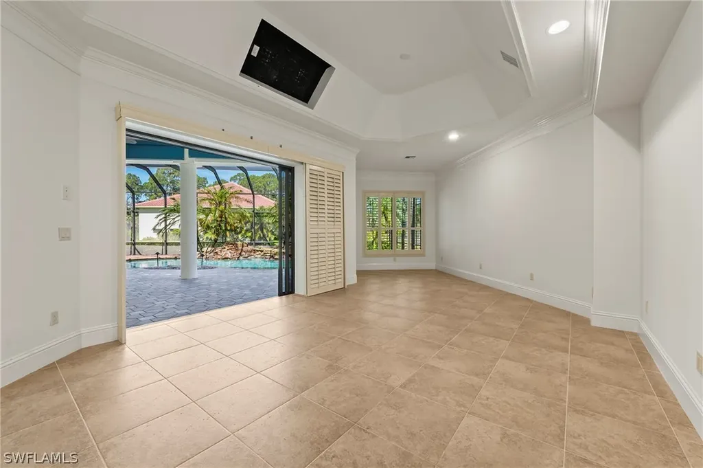1921 Oakes Boulevard Naples FL 34119