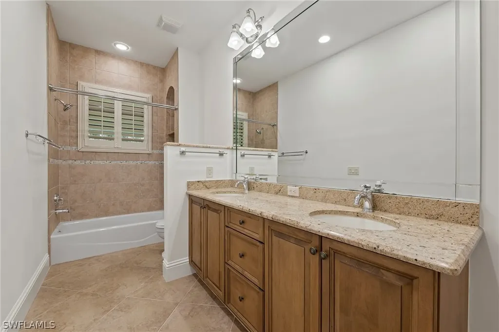 1921 Oakes Boulevard Naples FL 34119