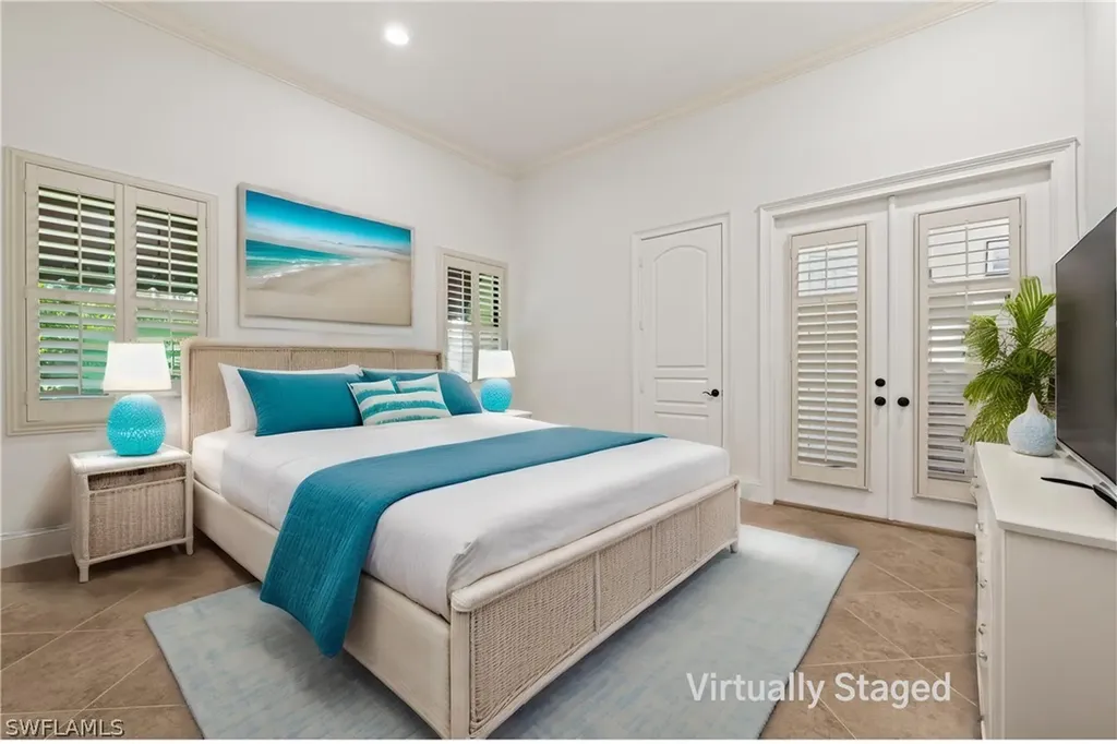1921 Oakes Boulevard Naples FL 34119