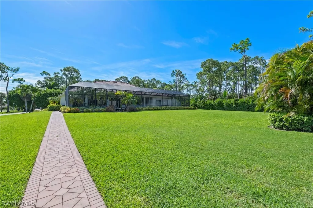 1921 Oakes Boulevard Naples FL 34119