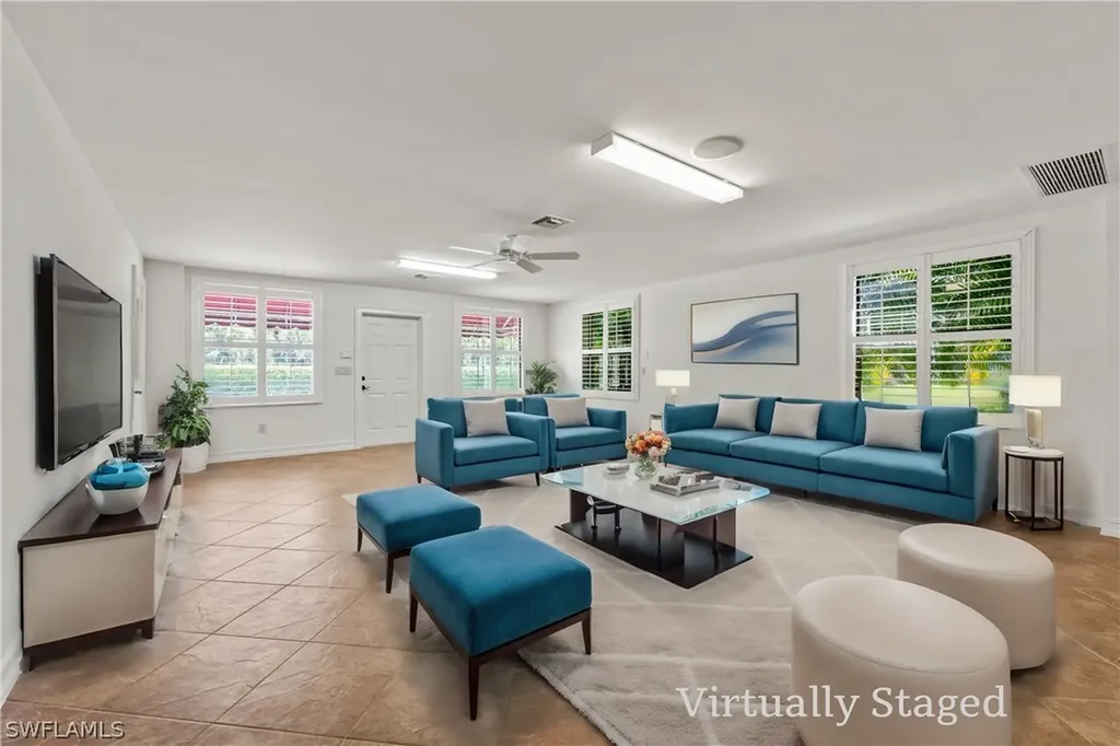 1921 Oakes Boulevard Naples FL 34119